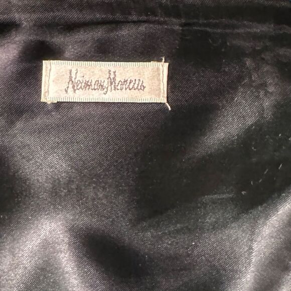 Neiman Marcus Ruched Black Evening Bag/Clutch W/ Long Silver Colored Metal Strap - Picture 7 of 9